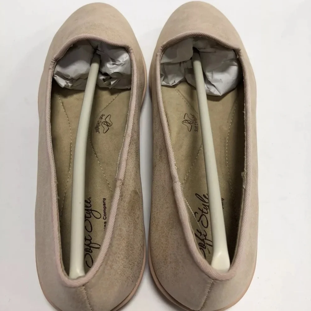 Soft Style Women’s Faline, Rose Slip-On Loafers, Size 9 M.